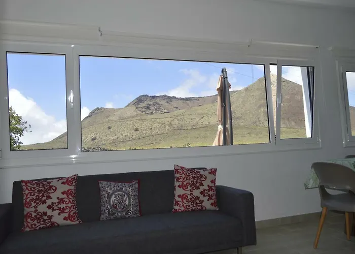 Casa Volcan De Ye בית נופש *